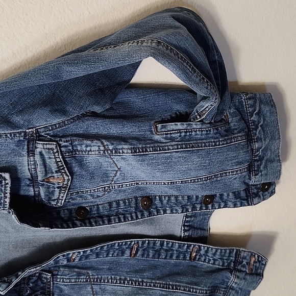 Gently worn Jean jacket - Picture 4 of 5